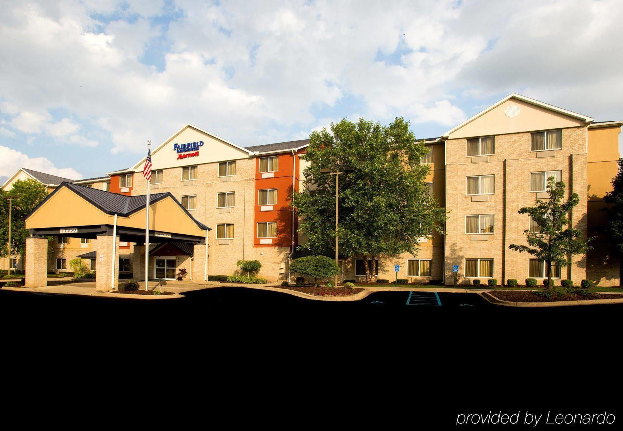 Fairfield Inn & Suites Detroit ליבוניה מראה חיצוני תמונה