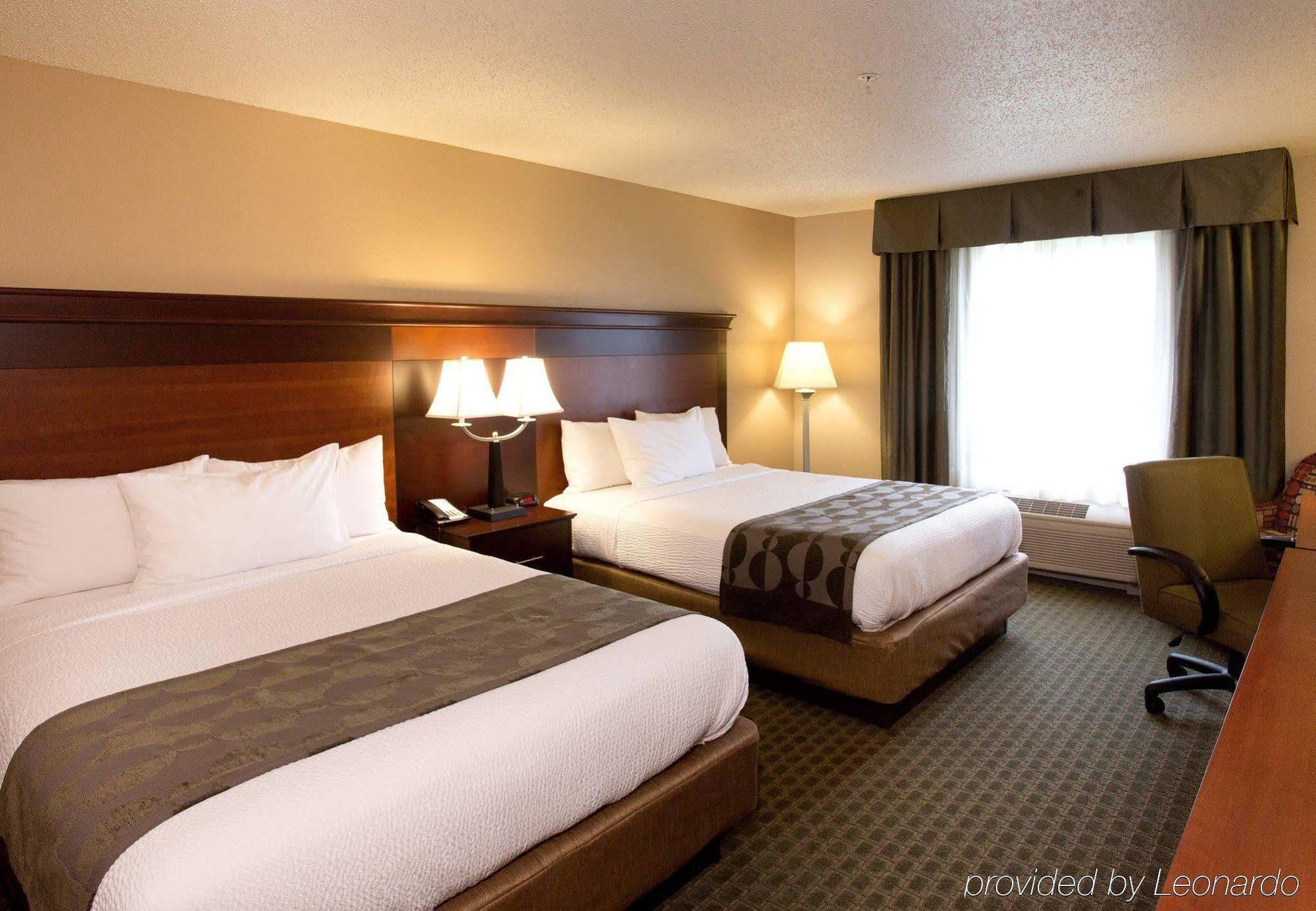 Fairfield Inn & Suites Detroit ליבוניה מראה חיצוני תמונה